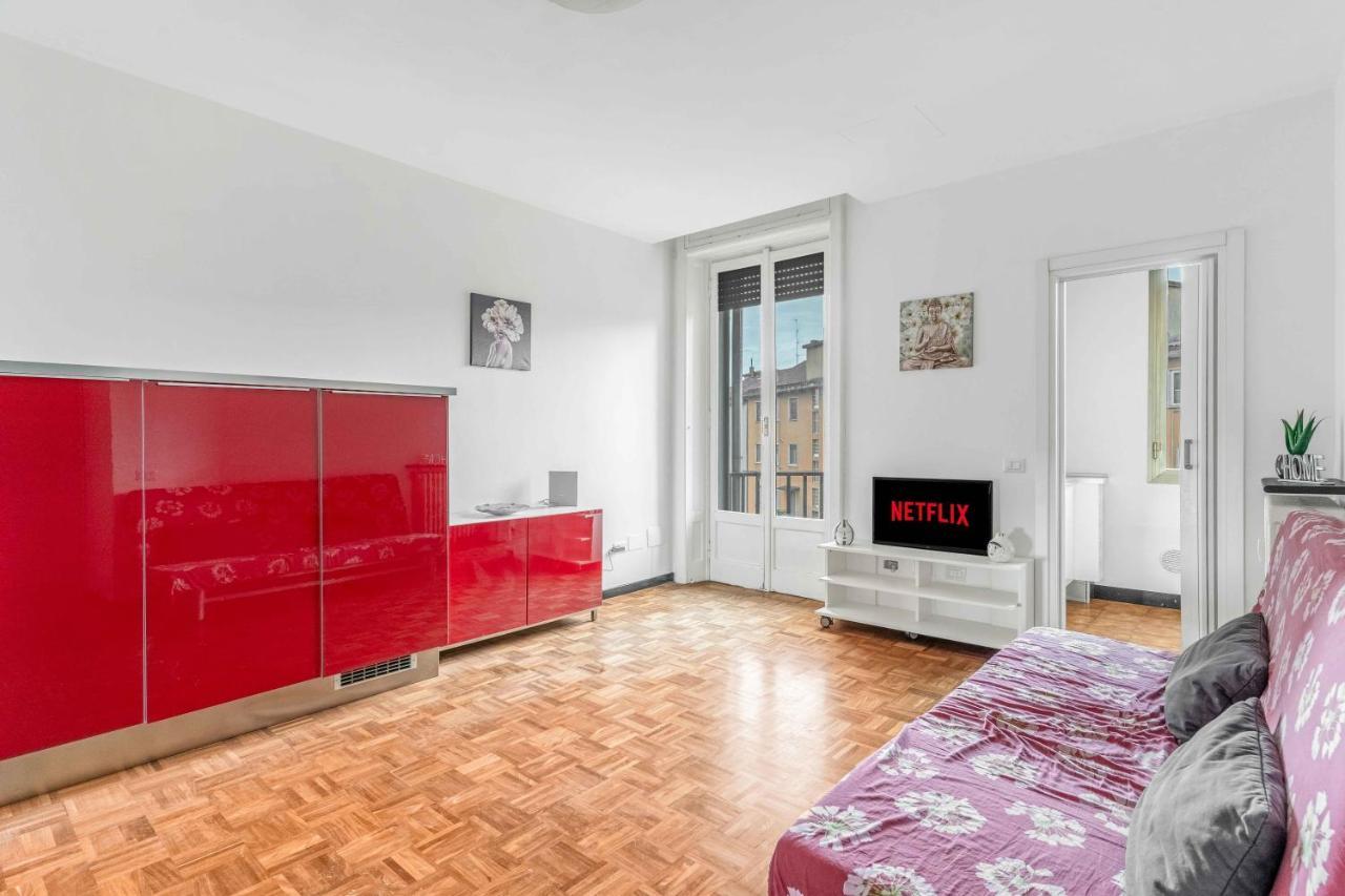 Mi8 -10 Minutes From The Duomo- Large Apartment Мілан Екстер'єр фото